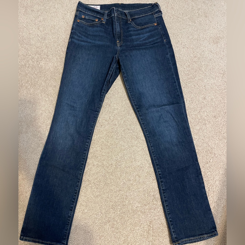 GAP Midrise Straight leg